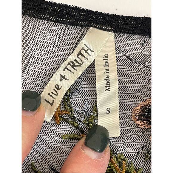 Live 4 Truth women’s nightie robe black embroidered small - Picture 6 of 7